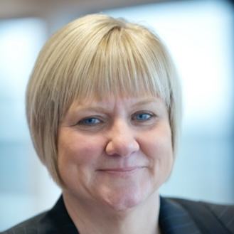 #DNBusinessTalks – Karen Beardsley (MD Unipart Rail – Retired)